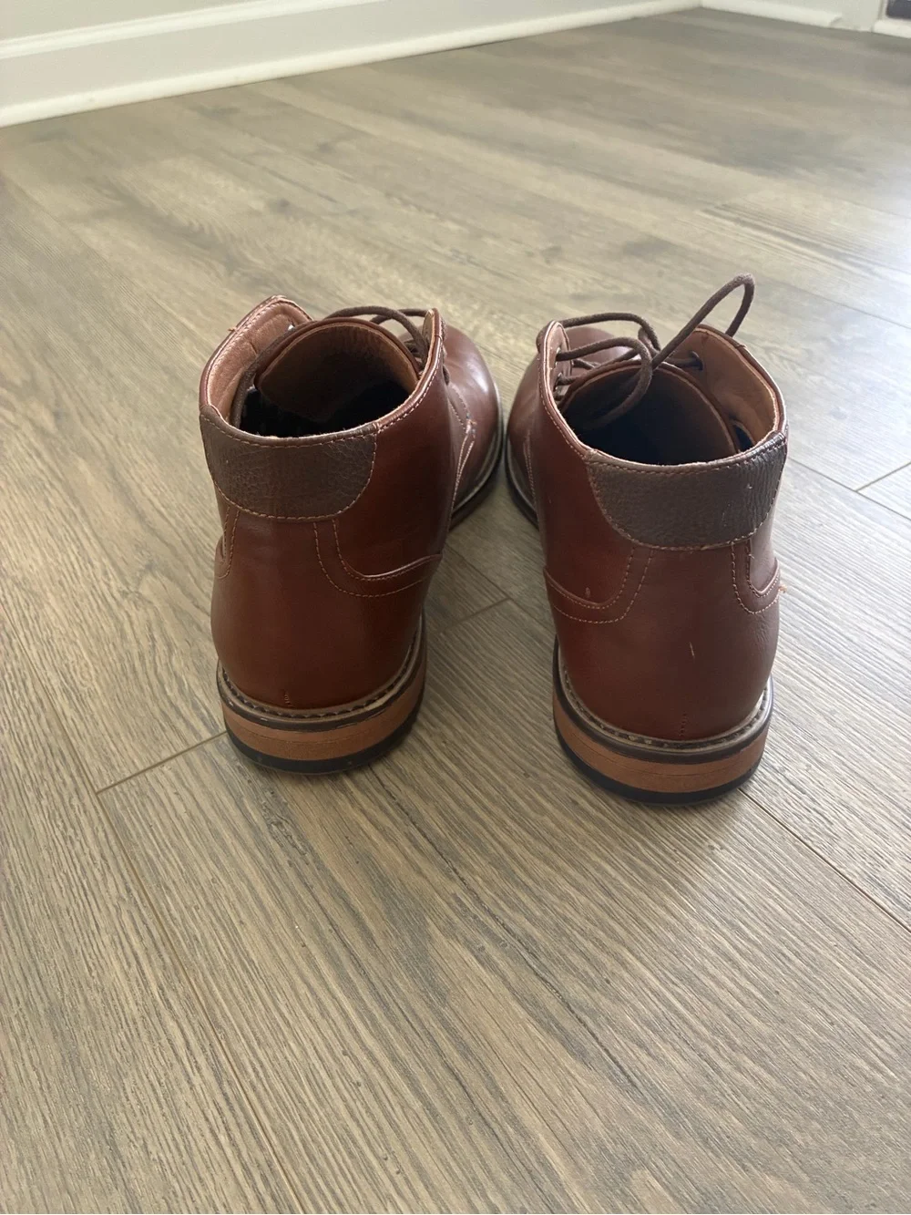 Steve Madden Men's Chestnut Brown Leather Chukka Boots